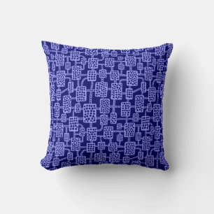 Abstrakt 041113 - Pastel Blue on Deep Navy Kissen