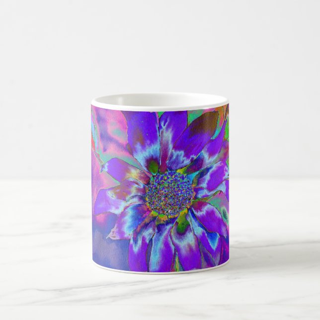 Abstrakt-blaue lila Sonnenblume | Retrofunky Kaffeetasse (Mittel)