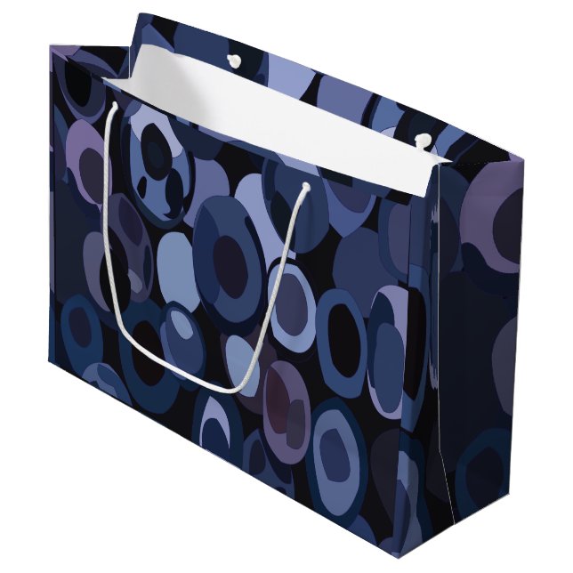 Abstrakt Modern Blueberry Birthday Große Geschenktüte (Vorderseite Schrägansicht)