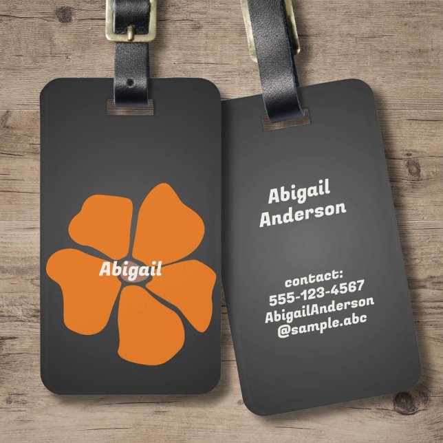 Abstrakt Orange Daisy Blume auf Dunkelheit Gepäckanhänger (Von Creator hochgeladen)