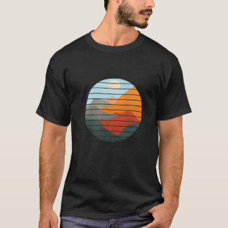 Abstrakte Berglandschaft Sonnenuntergang Malerisch T-Shirt