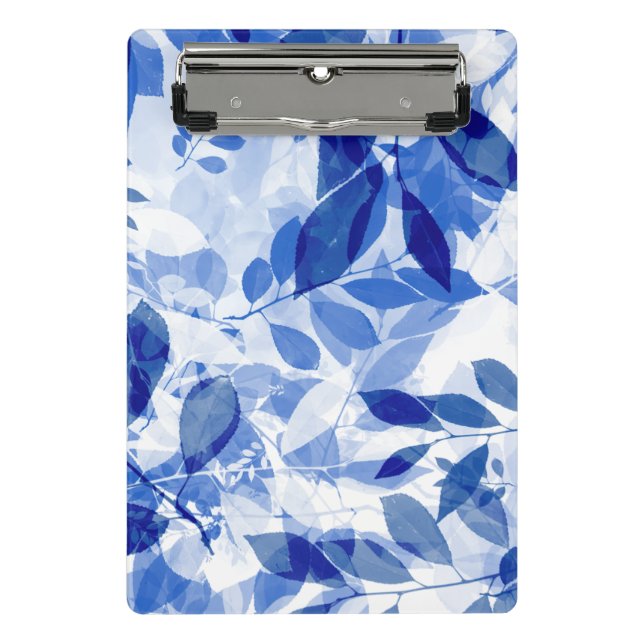 Abstrakte Blätter in Blau und Weiß Mini Klemmbrett (Vorderseite)