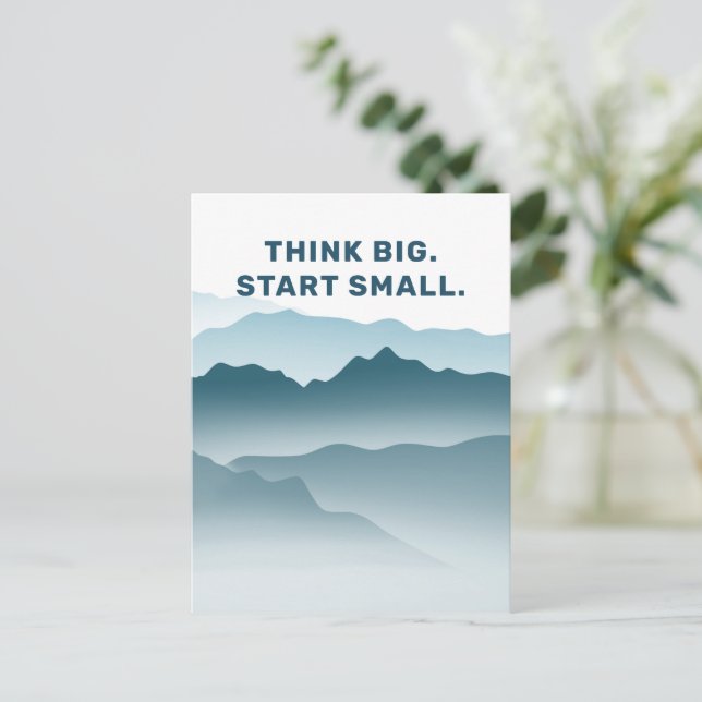 Abstrakte blaue Berge Landschaft Inspirierend Ange Postkarte (Stehend Vorderseite)