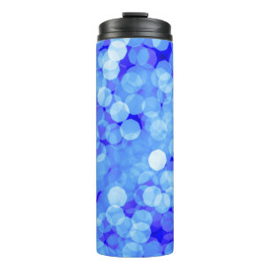 Abstrakte blaue Farben hellen Buh. Klassischer Bla Thermosbecher