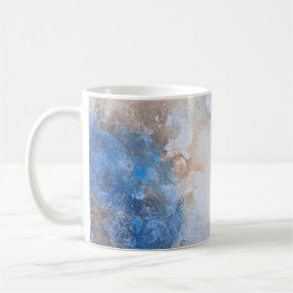 Abstrakte blaue und sandtexturierte Wolken Kaffeetasse
