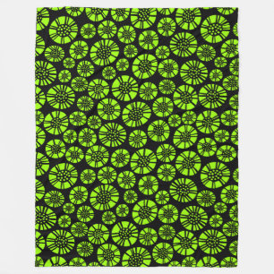 Abstrakte Blumen 031023 - Chartreuse auf Schwarz Fleecedecke