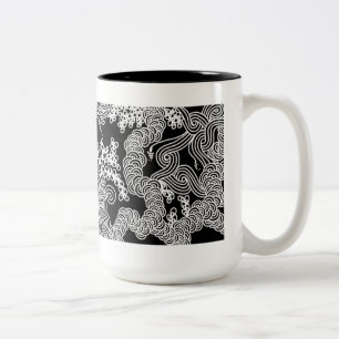 Abstrakte BlumenTasse in Schwarzweiss Zweifarbige Tasse