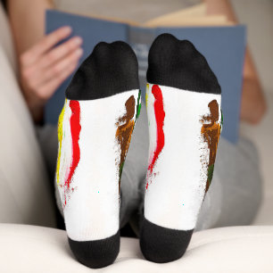 Abstrakte Darstellung menschlicher Figuren in Bewe Socken