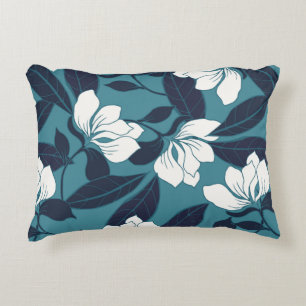 Abstrakte Eleganz mit Blumenhintergrund.  Dekokissen