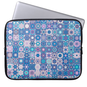 Abstrakte geometrische Formen und Blume, nahtlos p Laptopschutzhülle