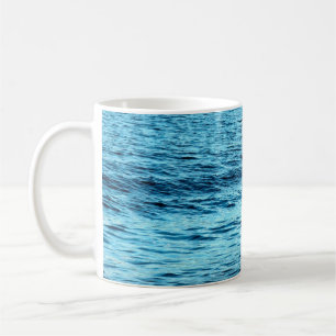 Abstrakte Hintergrundabstrakte Blauwasserwelle, Aq Kaffeetasse