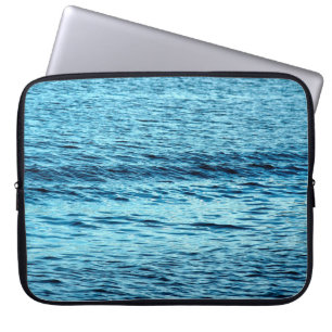 Abstrakte Hintergrundabstrakte Blauwasserwelle, Aq Laptopschutzhülle