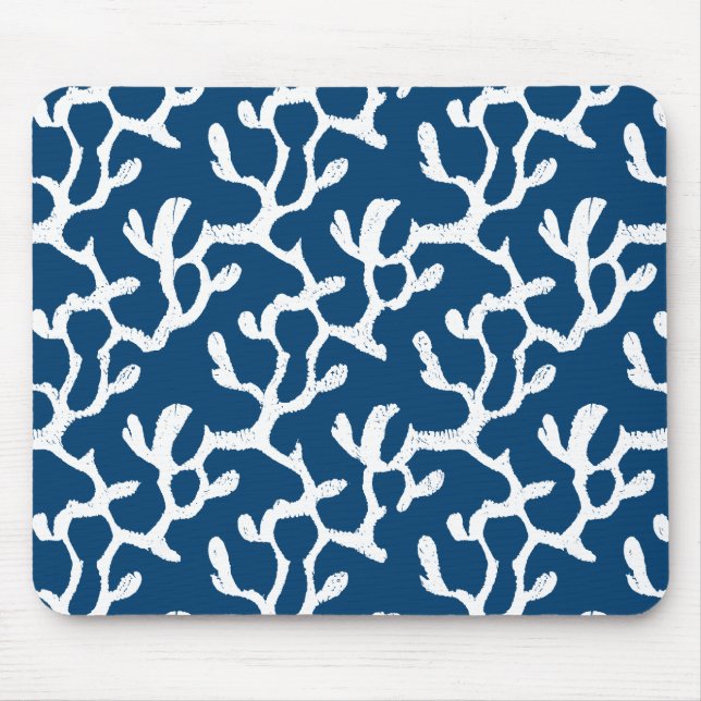 Abstrakte Korallenwiederholmuster in Blau und Weiß Mousepad (Vorne)