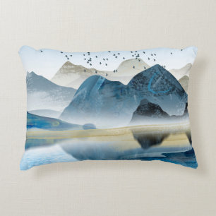 Abstrakte Kunst als dekorativer Hintergrund. Berge Dekokissen