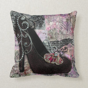 Abstrakte Kunst der stilvollen Schuhe durch Kissen