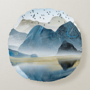 Abstrakte Kunstdekoration. Gebirge und Rundes Kissen