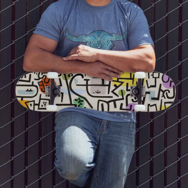 Abstrakte künstlerische Fusion: Das kubistische Wu Skateboard (Außenbereich 3)