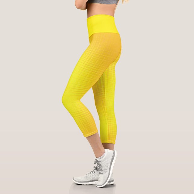 Abstrakte Kunsttextur Sonnige Happy Yellow Orange Capri Leggings (Links)
