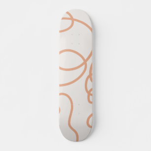 Abstrakte minimale Pinselstriche in neutraler Beig Skateboard