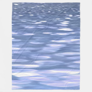 Abstrakte Nummer 3: Pulverblau-Schimmer Fleecedecke