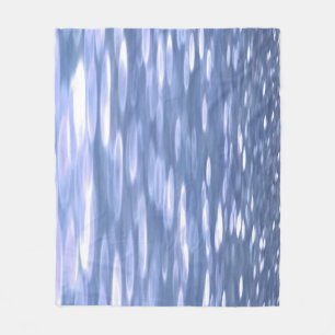 Abstrakte Nummer 3: Pulverblau-Schimmer Fleecedecke