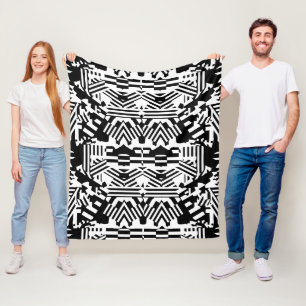 Abstrakte Reflektionen: Linien, Kuben und Monochro Fleecedecke