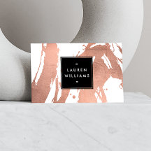 Abstrakte Rose Gold Pinselstriche auf Weiß