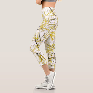 Abstrakte Schriftzeichen - Senf und Braun Capri Leggings