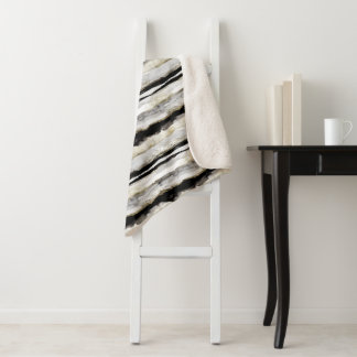 Abstrakte schwarze und goldene Wasserfarben Streif Sherpadecke