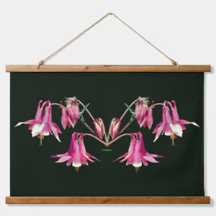 Abstrakte Spiegelung von rosa Aquilegia-Blumen Wandteppich Mit Holzrahmen