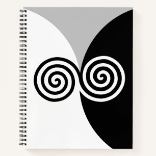 Abstrakte Spiralkreise auf Schwarz-Weiß Notizbuch