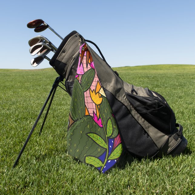 Abstrakte tropische Blätter und Blume Golfhandtuch (Gras)