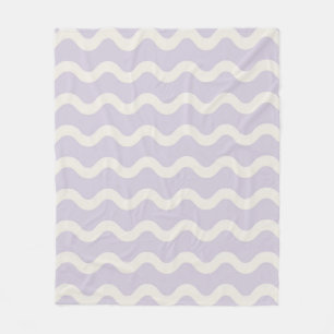 Abstrakter Lila Wavy Strip Moderner Frühling Somme Fleecedecke