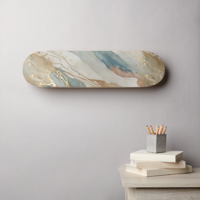 Abstrakter Marmor in Beige & Blau Skateboard (Wandkunst (Horz))