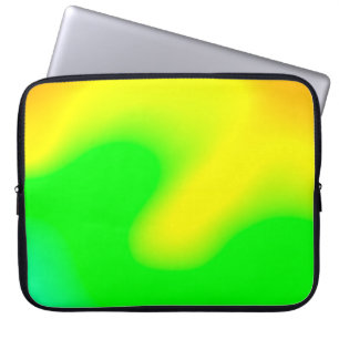 Abstrakter Regenbogenwolkenuntergrund in Pastellfa Laptopschutzhülle