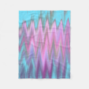 Abstrakter rosa aquamariner Girly Ikat Zickzack Fleecedecke