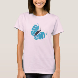 Abstrakter Schmetterling mit blauen und schwarzen T-Shirt