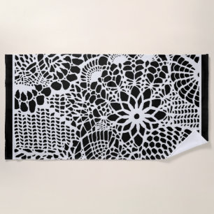 Abstrakter Schwarz-Weiß-Crochet-Effekt Strandtuch