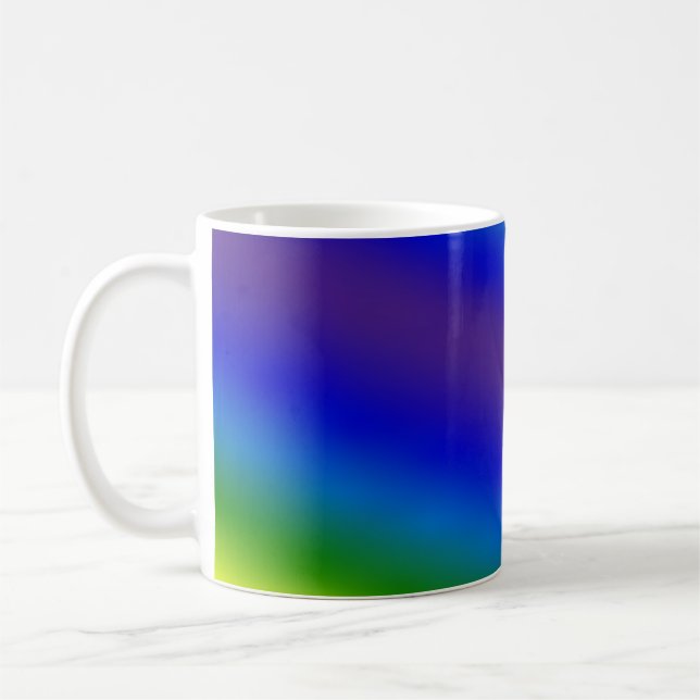 Abstrakter unscharfer Gradientenhintergrund in Hel Kaffeetasse (Links)