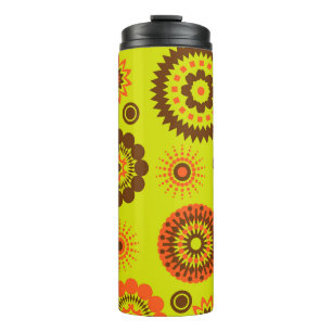 abstraktes Aquarellpapier mit Hintergrundfarbe Thermosbecher