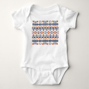 Abstraktes Aztec geometrisches, nahtloses Muster. Baby Strampler