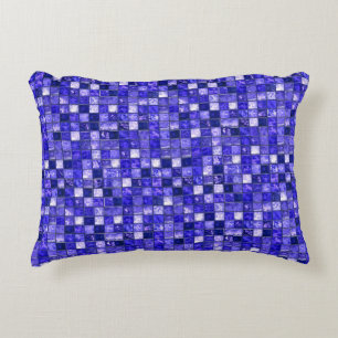 Abstraktes blaues Mosaikdesign mit leuchtenden Tex Dekokissen