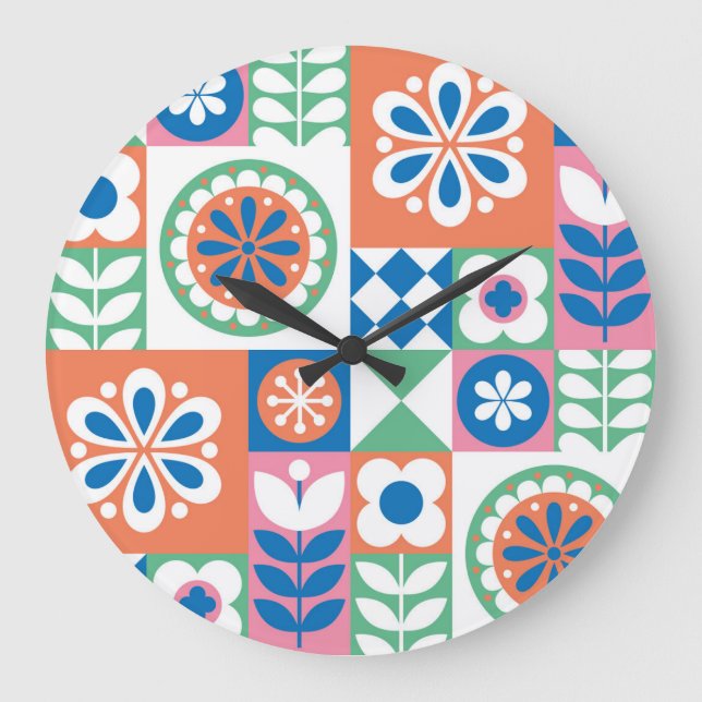 Abstraktes Blumendesign, skandinavisches Folklored Große Wanduhr (Vorderseite)