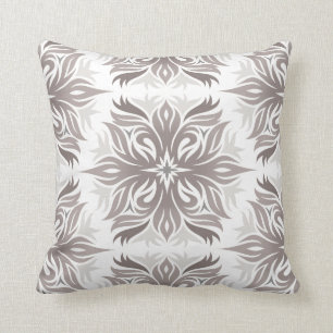 Abstraktes Blumenmuster in den Schatten von Taupe Kissen