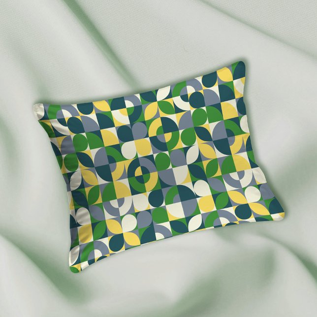 Abstraktes geometrisches Muster im Bauhaus Kissenbezug (Von Creator hochgeladen)
