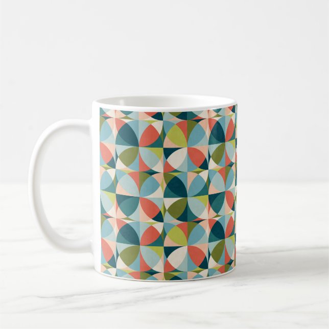 Abstraktes geometrisches nahtloses Muster in der M Kaffeetasse (Links)
