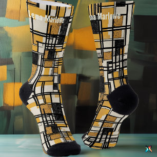 Abstraktes geometrisches Raster in Senf & Schwarz  Socken