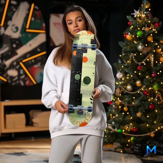 Abstraktes grünes Orange mit Minimalistisch geomet Skateboard (Von Creator hochgeladen)