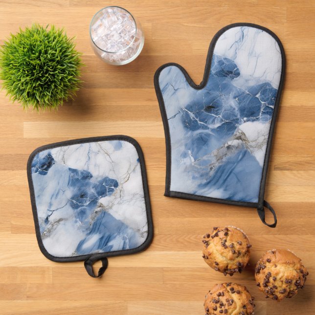 abstraktes Küstenmuster aus blauem Marmor Ofenhandschuh & Topflappen-Set (Oben Unten)