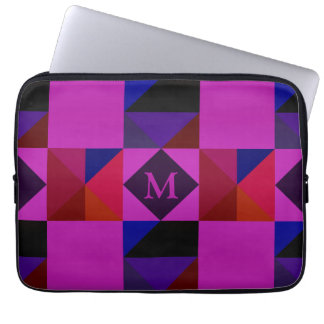 Abstraktes Magenta geometrisches Muster Monogramm Laptopschutzhülle